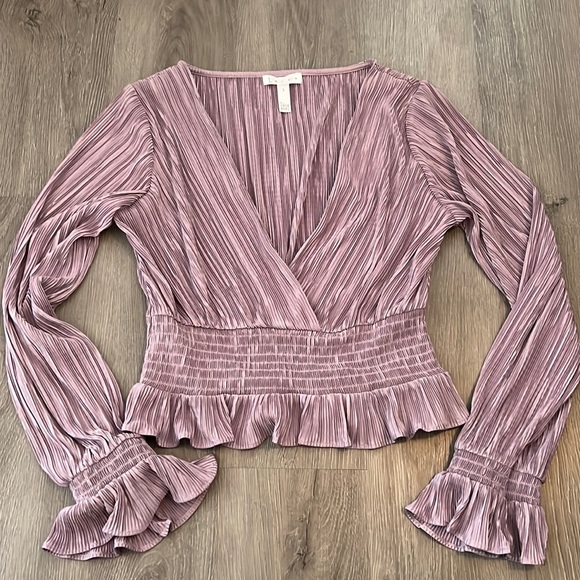 Leith Tops - Leith top 💟. Size S